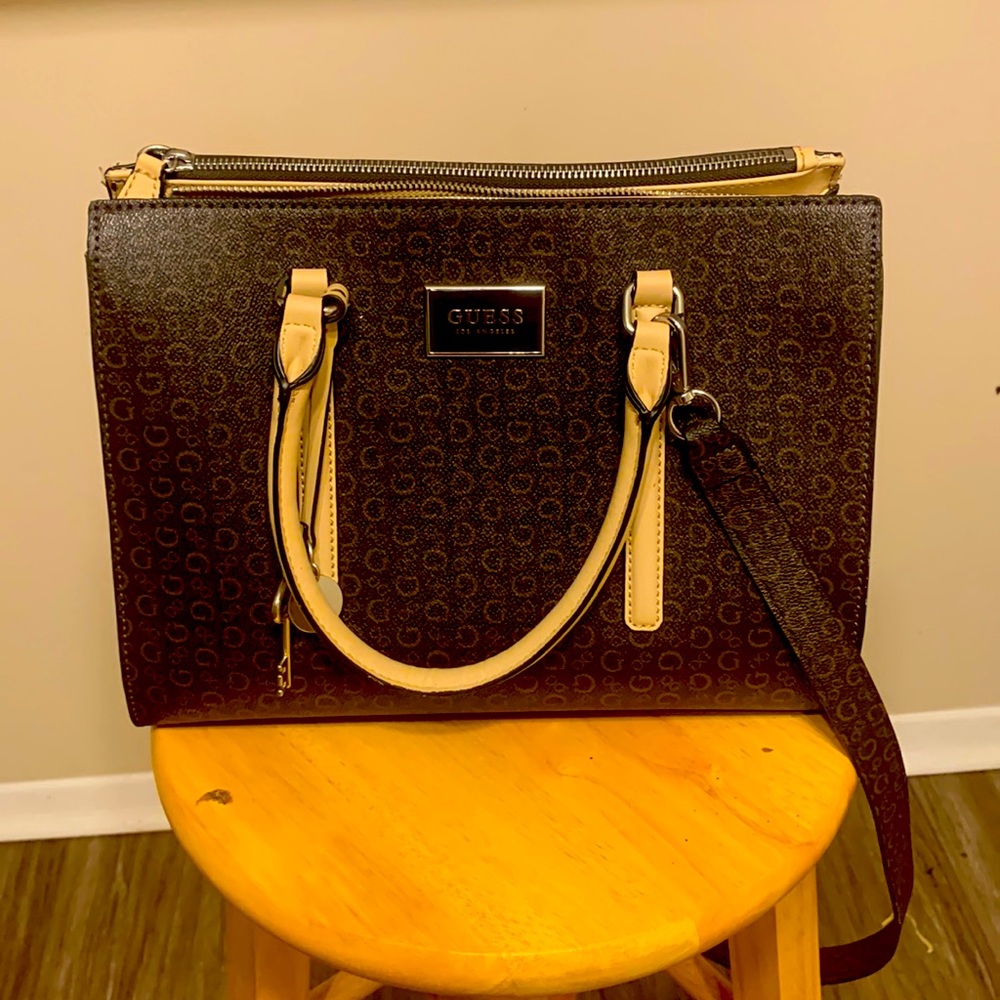 Guess "Eli" Tote bag Shoulder bag or body bag. Color Brown